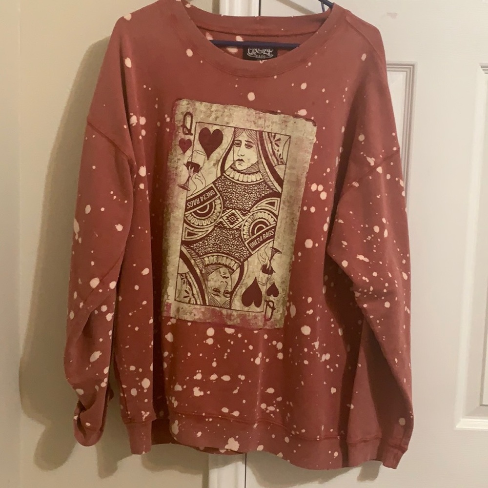 Queen of hearts sweatshirt